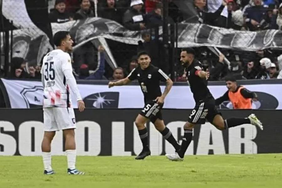 Liga Profesional de Fútbol: Deportivo Riestra le ganó 1-0 a San Lorenzo en la primera fecha