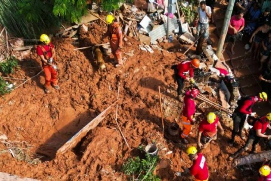 Deslizamiento de tierra en Brasil provocó una tragedia: al menos 10 muertos y 3 desaparecidos