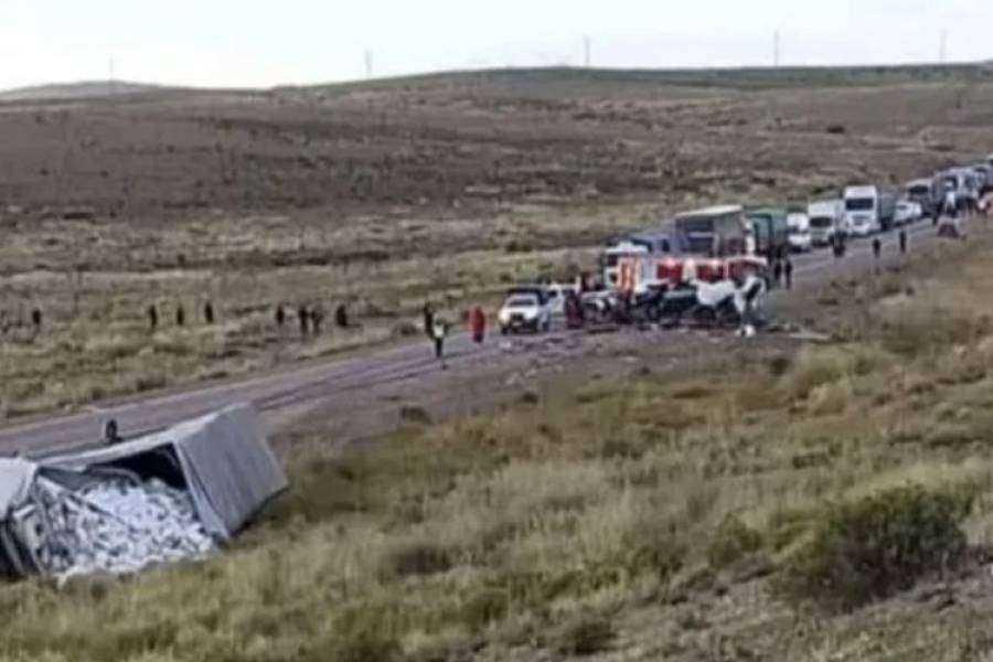 Accidente fatal en Jujuy: murieron seis personas en la ruta 9 tras un choque frontal