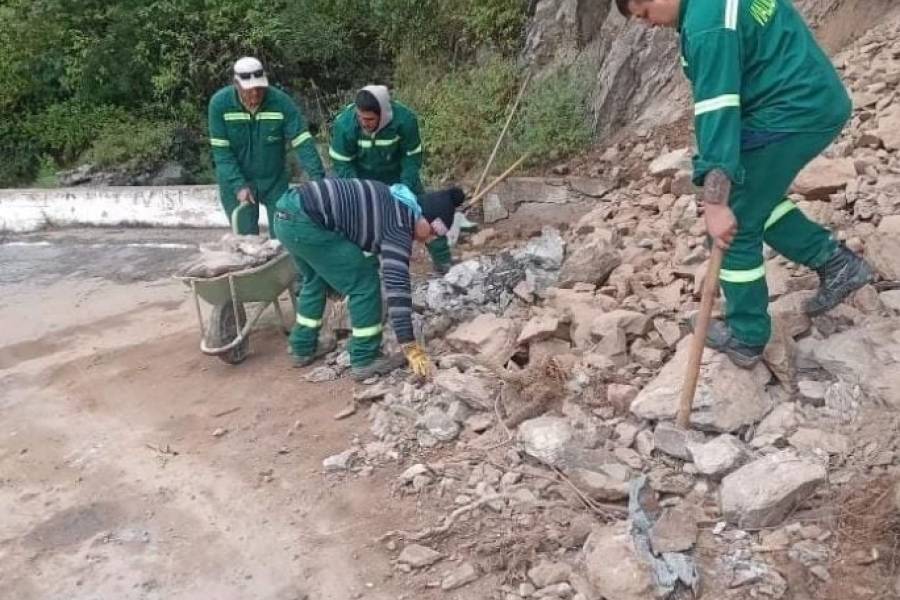 Derrumbes en la Cuesta de El Portezuelo