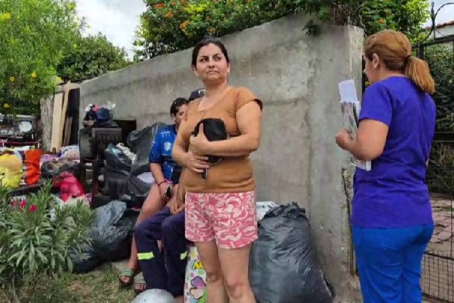 Una mujer y sus cuatro hijos están en la calle tras ser desalojados