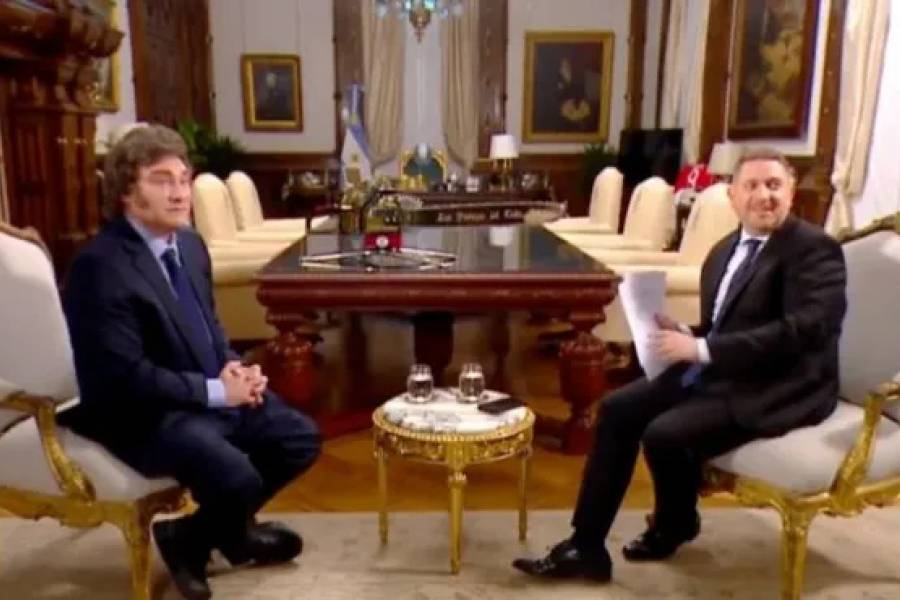 Filtran el momento en que asesor de Javier Milei interrumpe la entrevista con Jonatan Viale para cambiar una pregunta