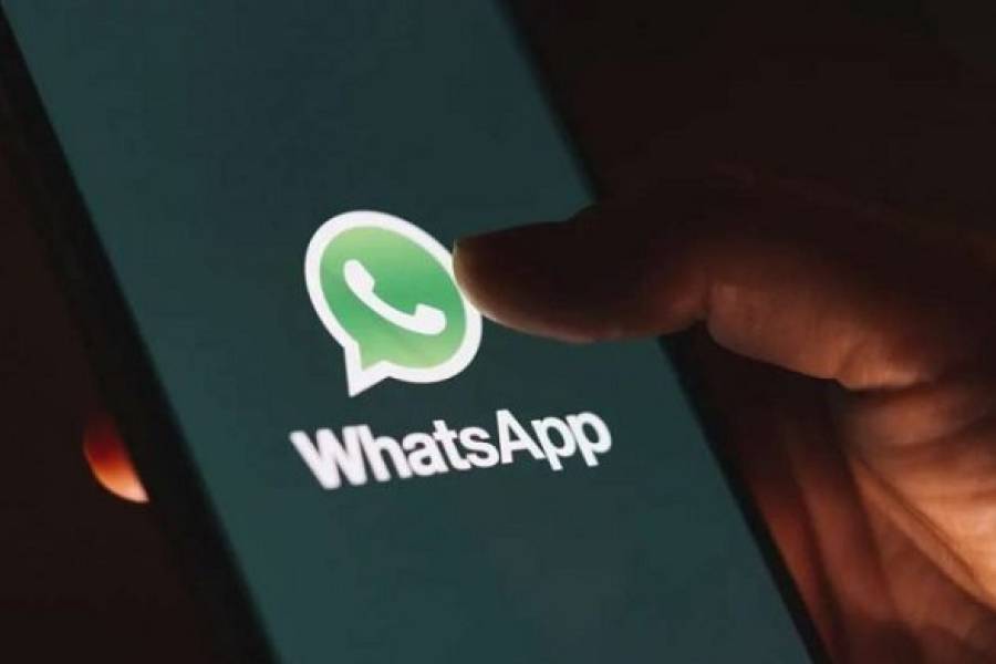 La Estafaron por casi 19 millones  por whatsapp