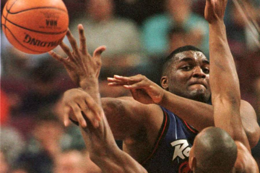 Conmoción en el mundo del básquet: a los 54 años, murió Oliver Miller, el jugador más pesado de la historia de la NBA