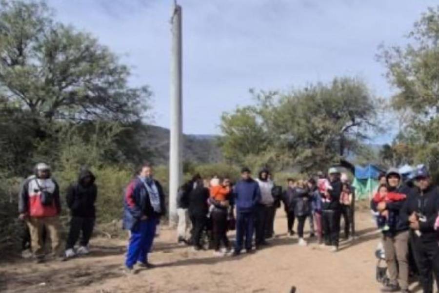 Grave: Acusan al concejal Gerónimo Cabrera de prometer bolsones a cambio de firmas en contra de la intendenta Zenteno