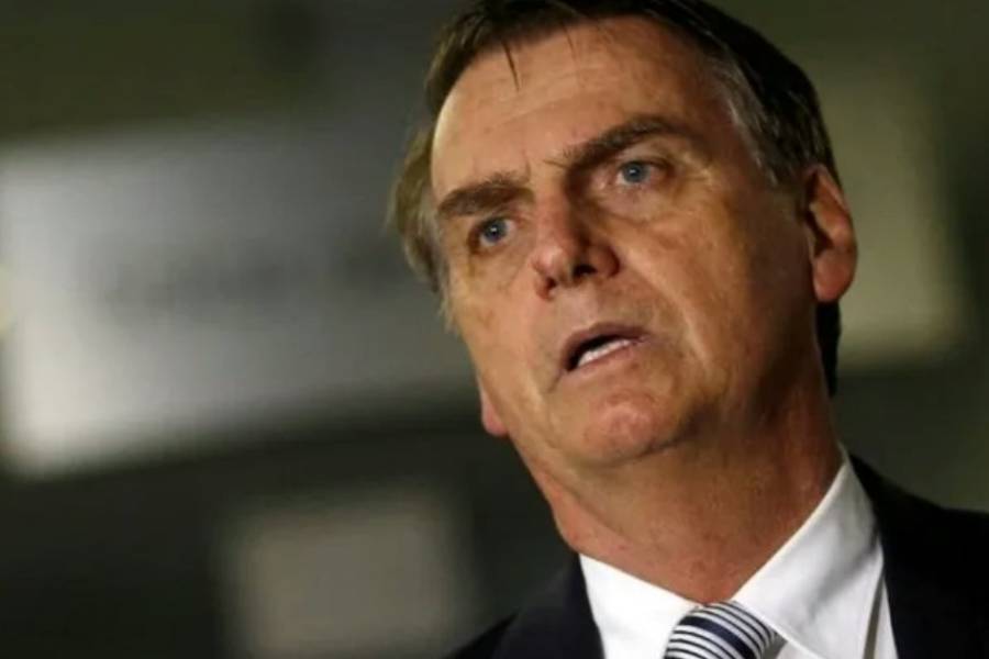 Bolsonaro tendrá que usar tobillera electrónica y no podrá utilizar sus redes sociales