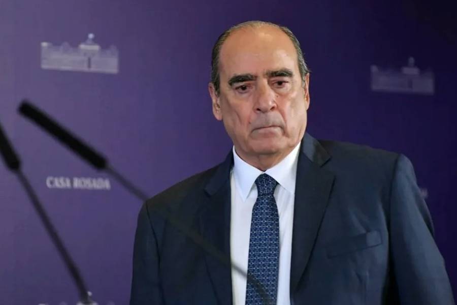 Francos le marca la cancha a Villarruel y exige 