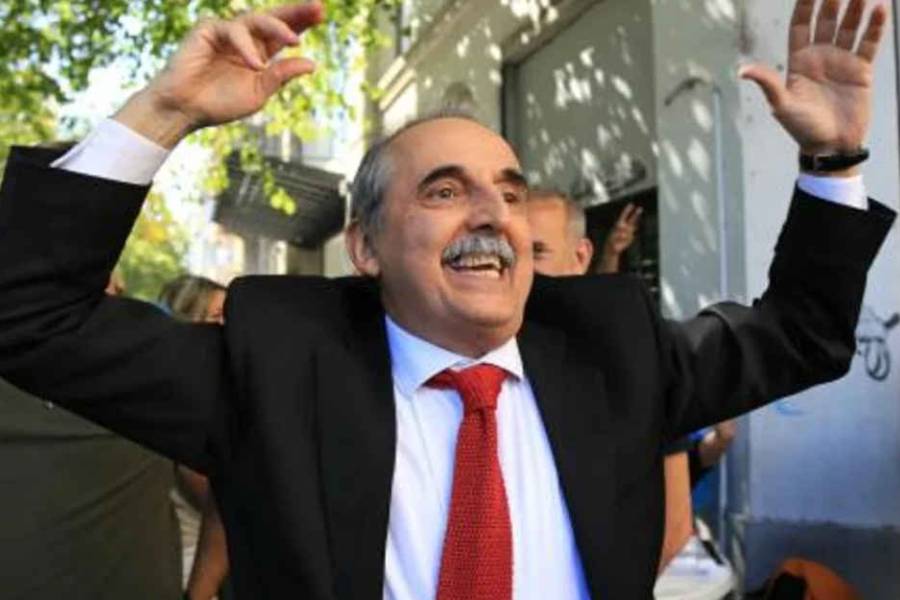 Moreno dice que Milei “no está apto” para gobernar y afirma que el peronismo “es la única solución”