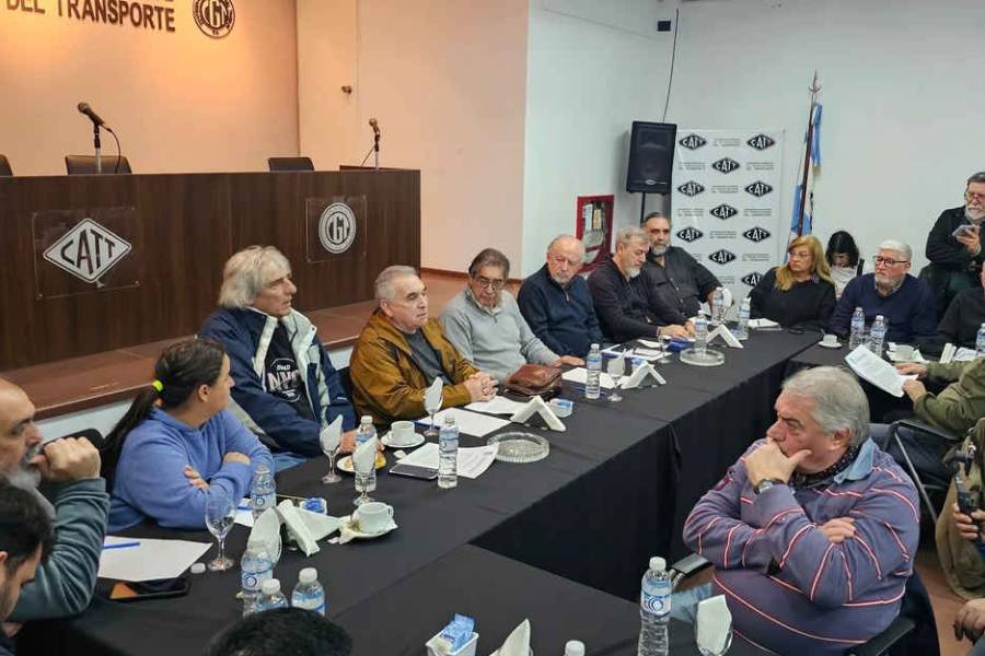 Centrales sindicales y movimientos sociales se reunieron para confirmar la movilización del 7 de agosto