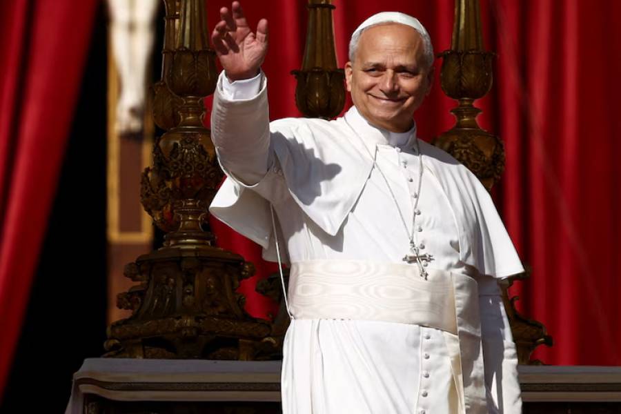 El papa León XIV canonizó a Carlo Acutis, el primer santo de la generación millenial