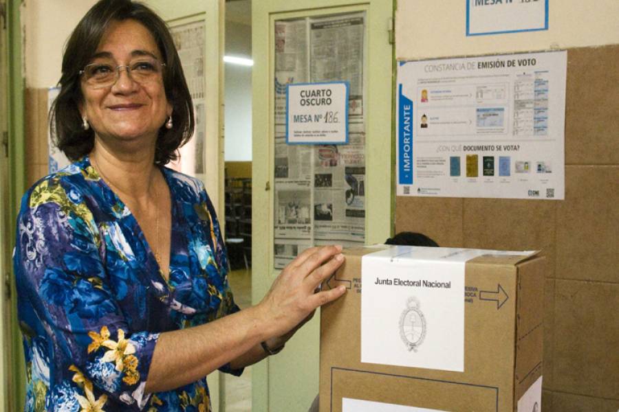 Lucía Corpacci: “Cada voto define el rumbo de nuestra provincia y nuestro país”