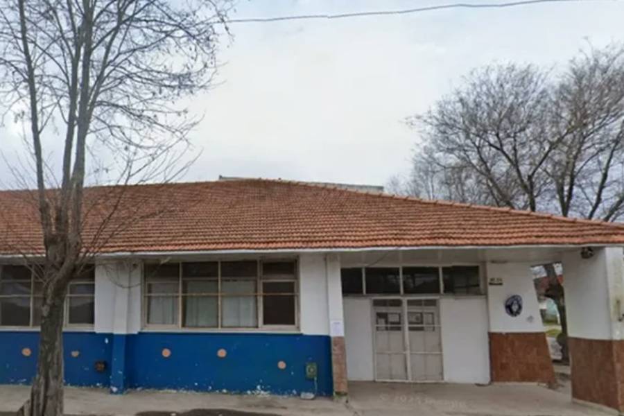 Mar del Plata: acusaron a un menor de acosar a dos compañeras y los padres, enardecidos, quemaron su casa