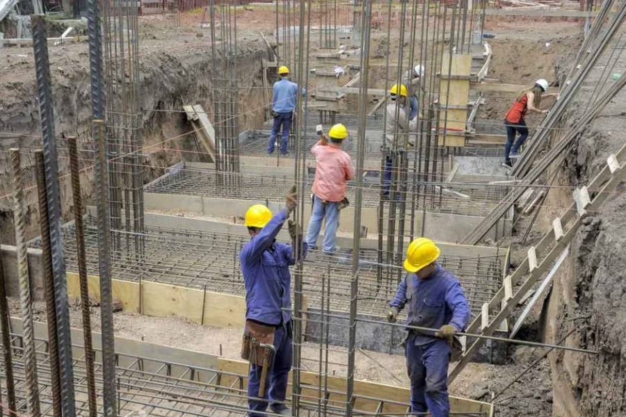 Mientras el Gobierno trata de acelerar la reforma laboral, el empleo no crece