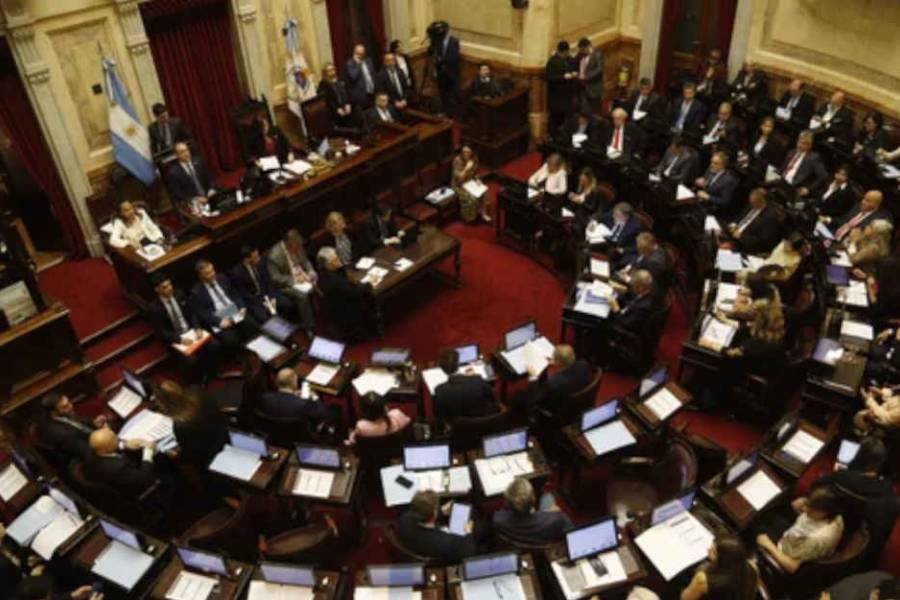 Los senadores jurarán en sus cargos el 28 de noviembre, pero asumirán el 10 de diciembre junto con diputados