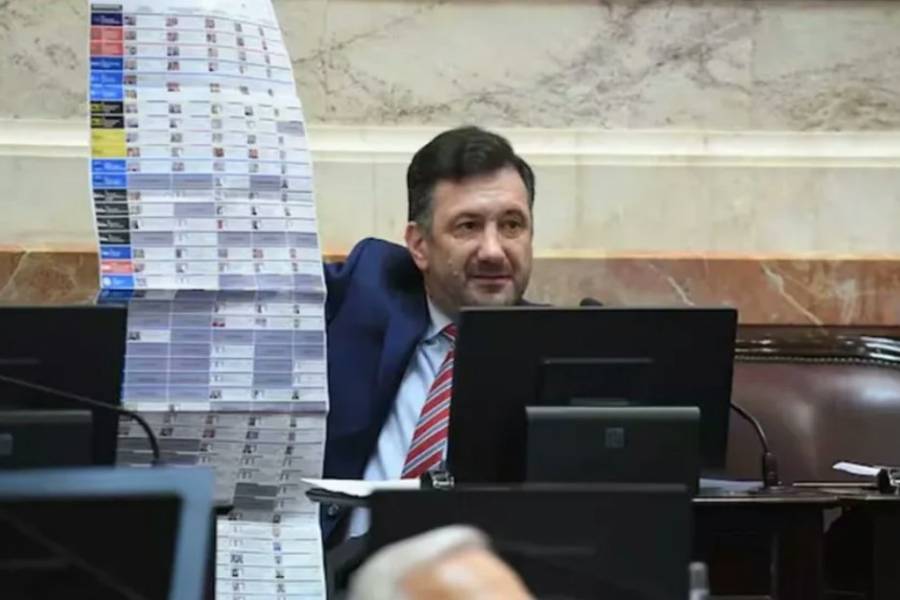 Kueider, el senador expulsado por corrupción que atribuye su “desgracia