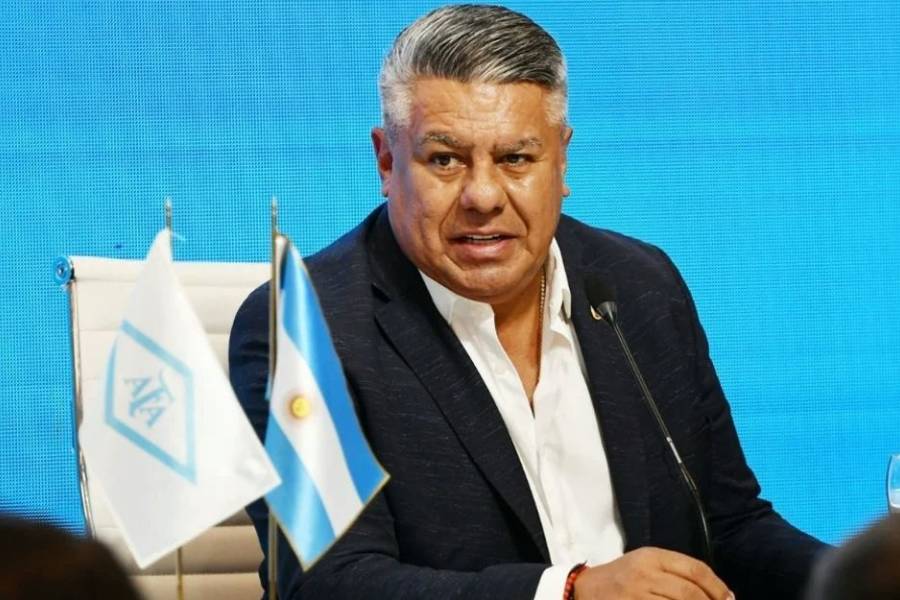 Denuncian lavado en AFA: un monotributista tendría 120 autos de lujo y helipuerto