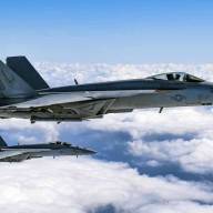 Dos aviones de combate F-18 de Estados Unidos ingresaron al espacio aéreo venezolano