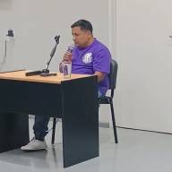 Insólito: miembro de un jurado por un crimen se durmió y lo querían echar 