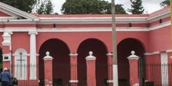 Vacaciones 2026: Horarios de atención en el Cementerio y el Centro de Emisión de Licencias