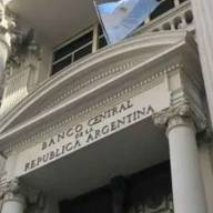 El Banco Central volvió a comprar dólares y el tipo de cambio oficial cerró en baja