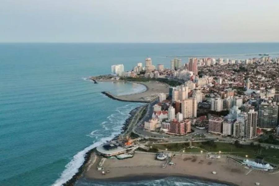 Más argentinos viajaron al exterior y menos turistas extranjeros visitaron el país en diciembre de 2025