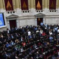 El Gobierno buscaría sancionar la reforma laboral el 27 de febrero en el Senado