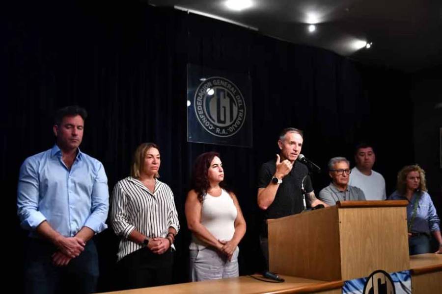 En medio de las críticas, la CGT brindará este miércoles una conferencia de prensa para explicar su postura