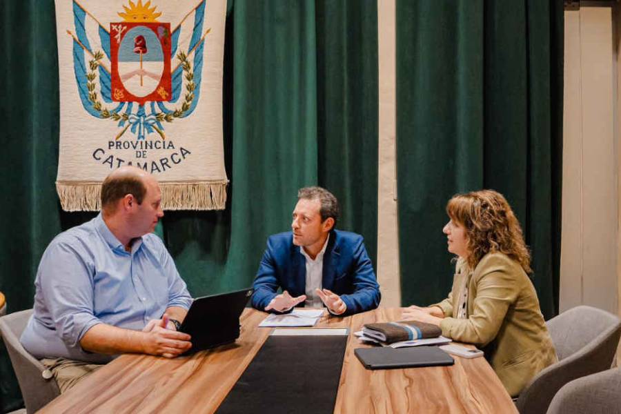 El Gobierno convoca a los sindicatos para iniciar diálogo salarial 2026