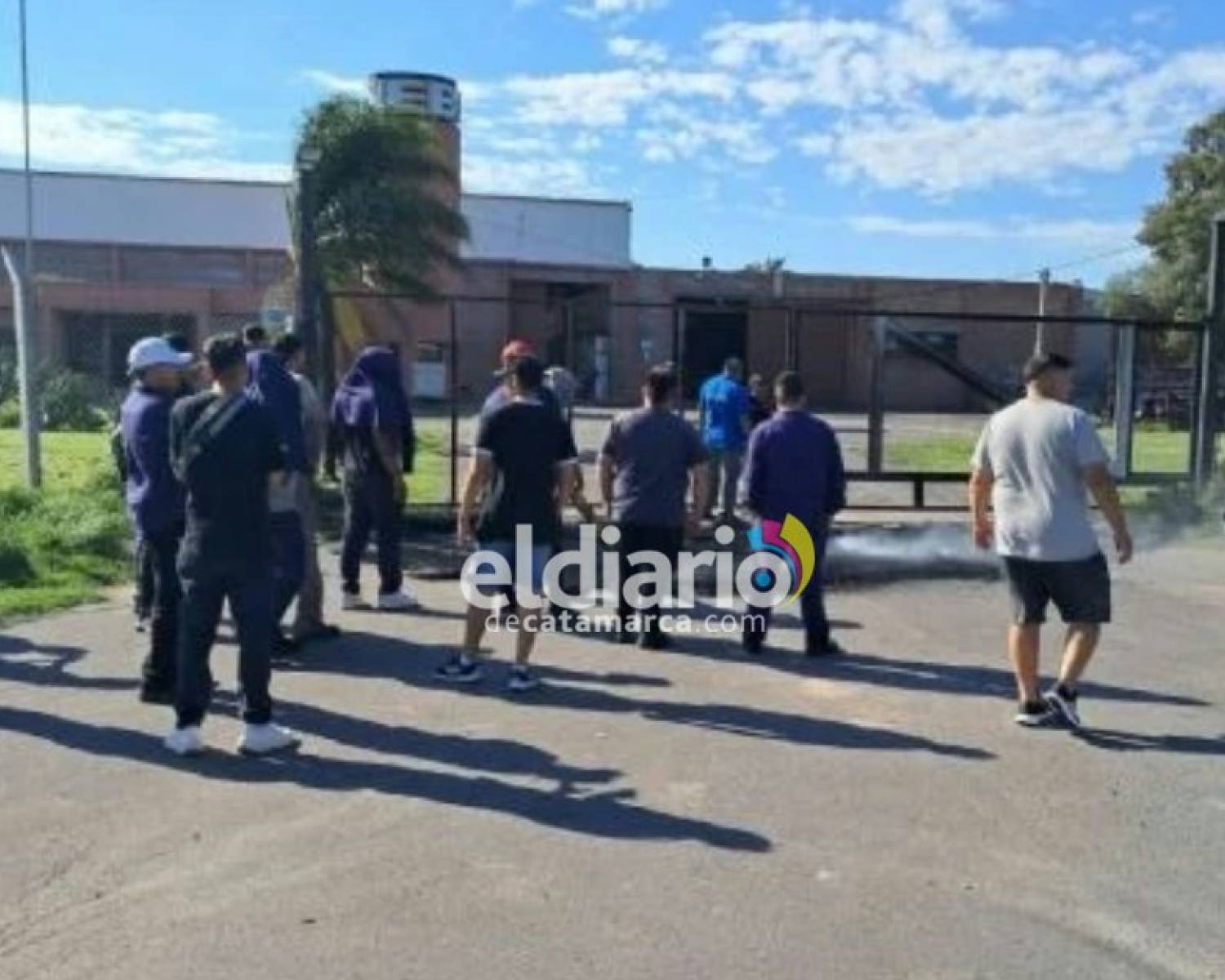 Cerró la fabrica NEBA en Catamarca y 56 trabajadores quedaron en la calle