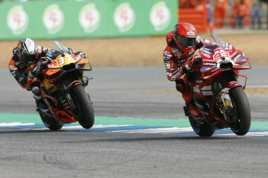 MotoGP: Acosta ganó la sprint en Tailandia tras polémica sanción a Marc Márquez