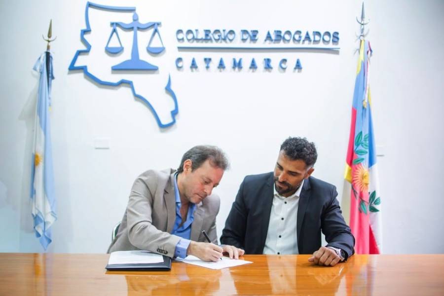 Convenio entre el Colegio de Abogados y el Ministerio de Gobierno