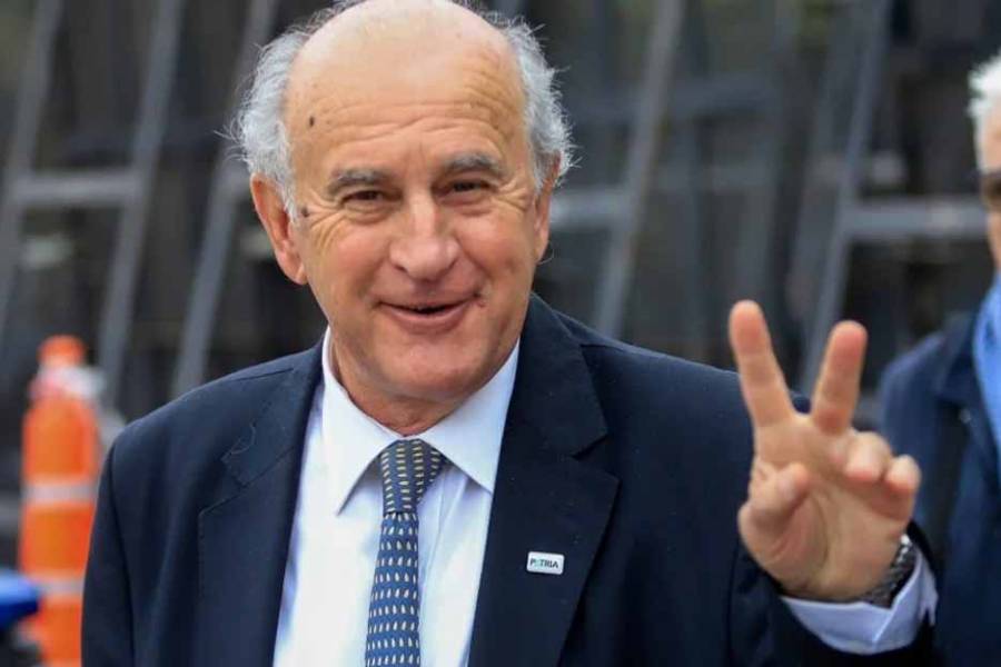 Parrilli: “Es una puesta en escena para que haya circo porque no hay pan”