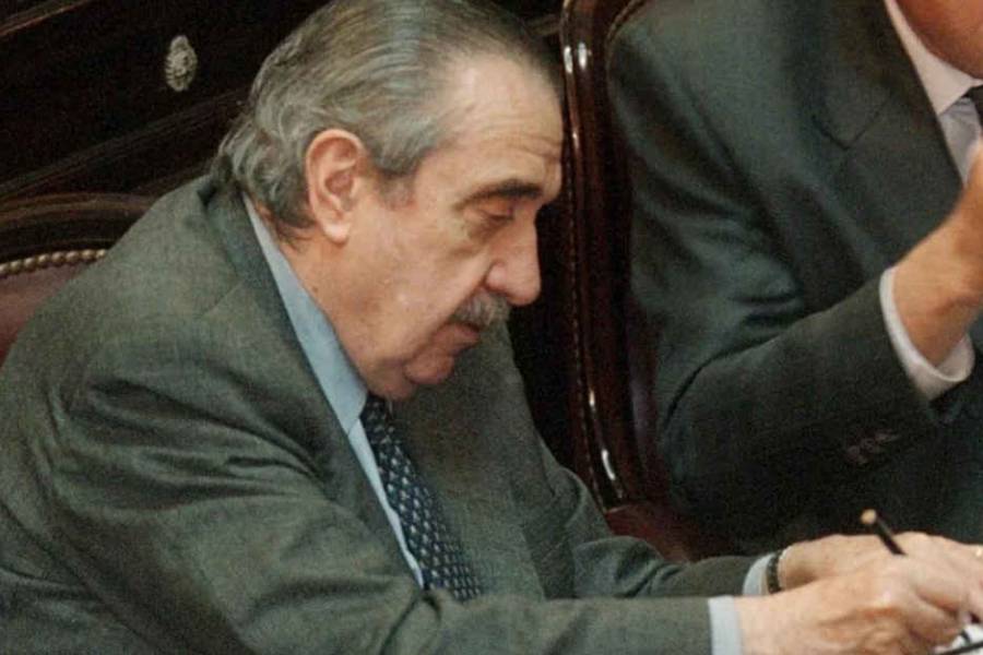 La UCR homenajeó a Raúl Alfonsín a 17 años de su fallecimiento