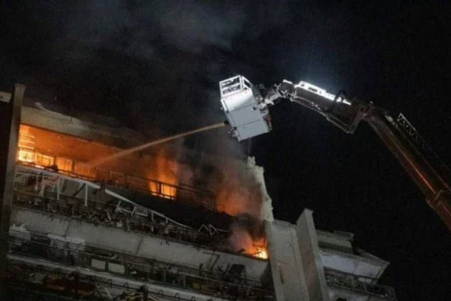 Ataques rusos diurnos dejan un saldo de 19 muertos y decenas de heridos en Ucrania