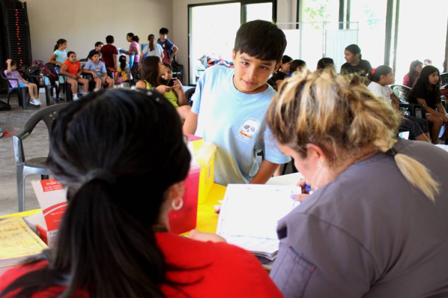 Más de 11.900 niños completaron sus controles escolares gracias al operativo provincial “Vuelta al Cole”