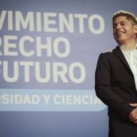 Kicillof suspendió la ayuda alimentaria y crece la tensión interna