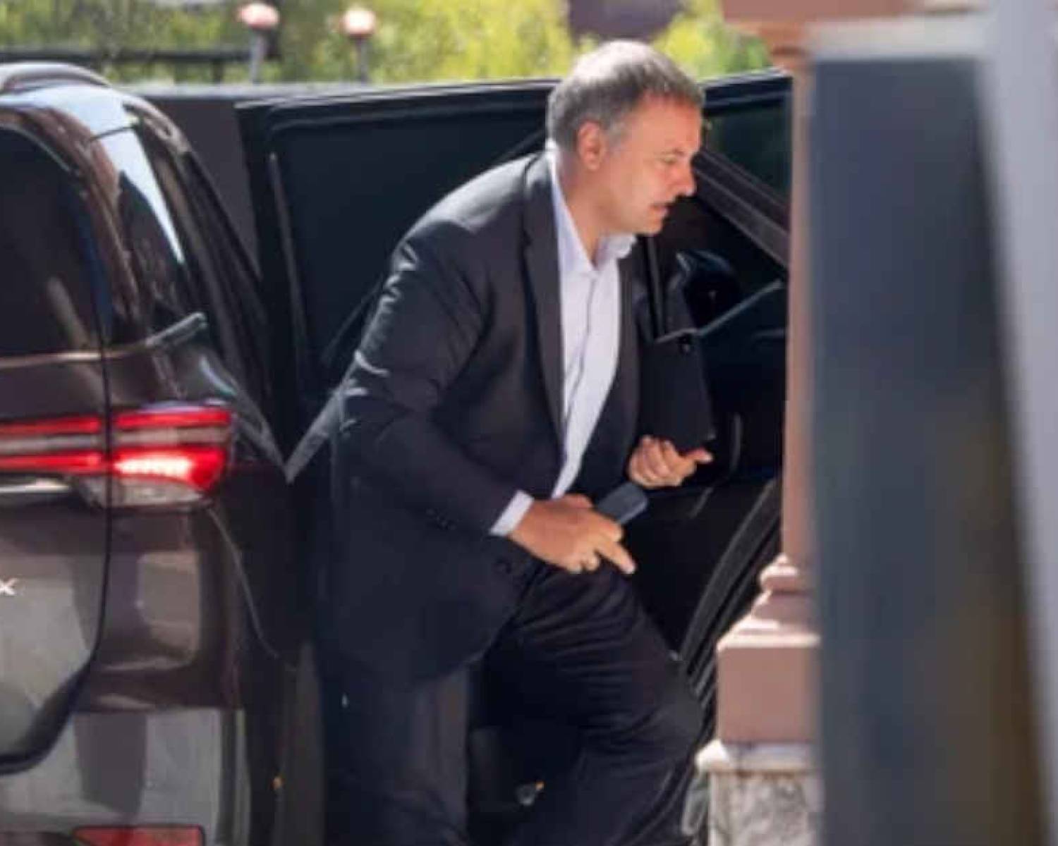 Caso Adorni: el contratista de la casa del country dijo que recibió US$ 245 mil en concepto de refacciones