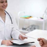 Las prepagas aumentan 417% desde que asumió Milei y 742.000 personas perdieron la cobertura médica
