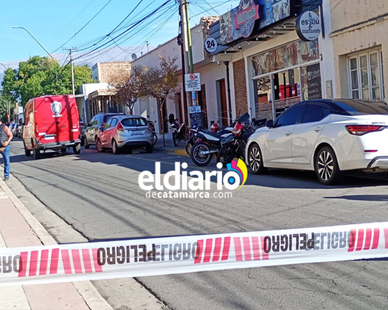 Urgente : Abogado se descompensó y falleció en un local de la capital catamarqueña
