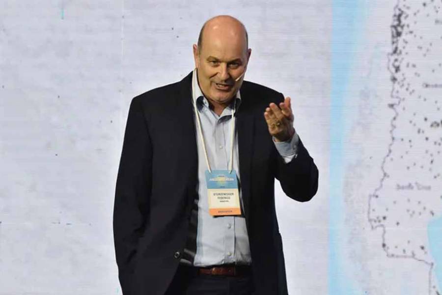 El nuevo paquete de desregulación: Federico Sturzenegger va por la libre navegación y la reforma inmobiliaria