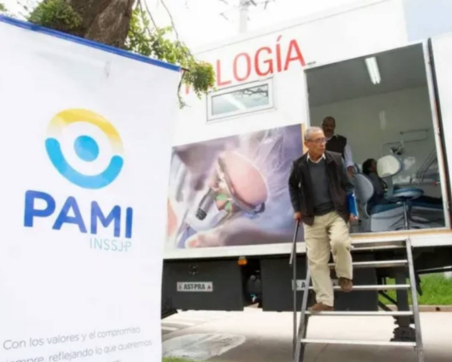 El Gobierno emitirá deuda para financiar al PAMI: aprobó una asistencia por $580.000 millones