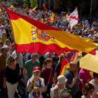 Una multitud copó las calles de Madrid para exigir la renuncia de Pedro Sánchez