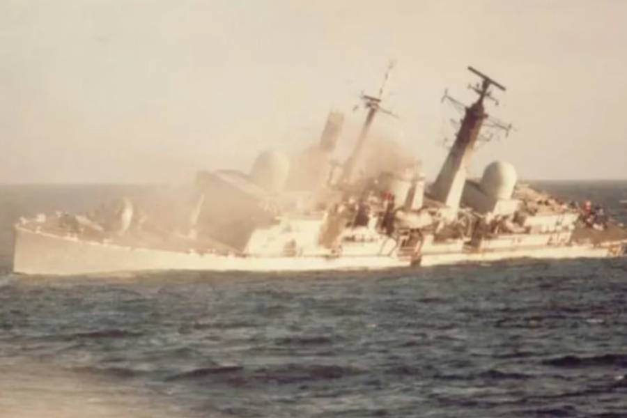 A 44 años del hundimiento del HMS Coventry: el 25 de mayo en que los pilotos argentinos hicieron historia en Malvinas