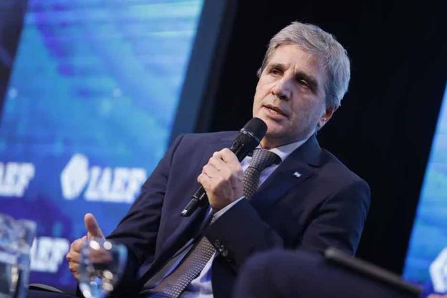 En búsqueda de dólares: entre la demanda minorista y pago de deudas se necesitarán US$50.000 millones