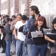 El trabajo en blanco se desplomó en casi 41 mil puestos en un año