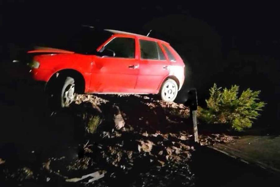 Se salvó de milagro al estrellarse contra un guardarrail en Ruta 60