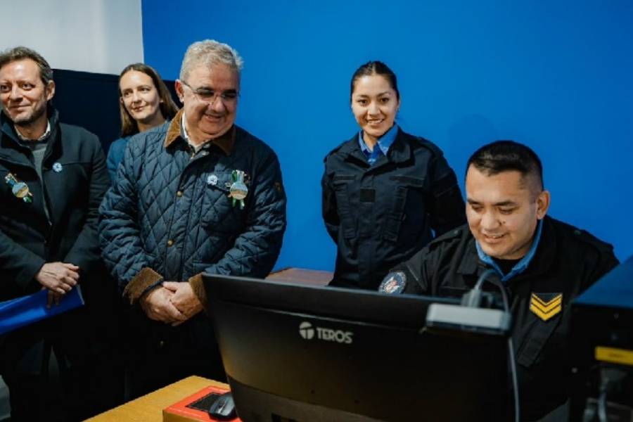 Londres suma una oficina digital de antecedentes y nuevos recursos para fortalecer la seguridad