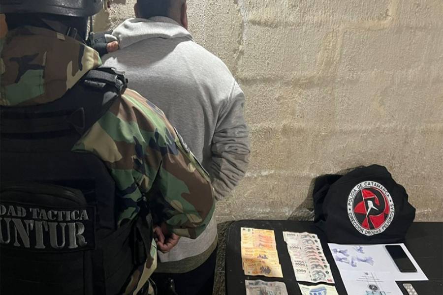 Detienen a dos mujeres y dos hombres tras allanamientos por narcotráfico en viviendas de Valle Viejo