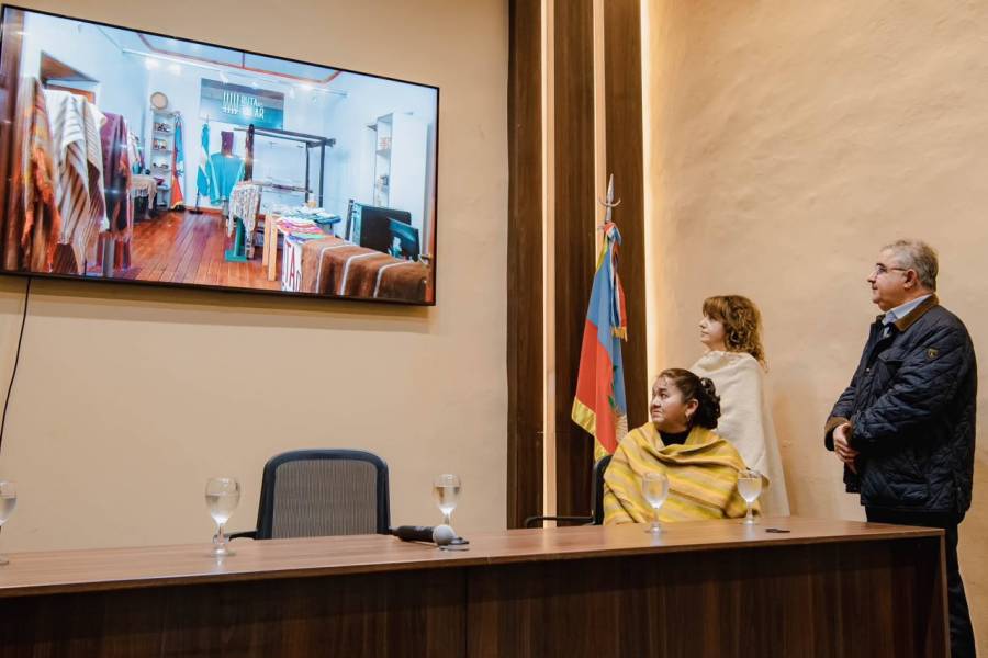 El Ejecutivo lanzó la plataforma web Ruta del Telar