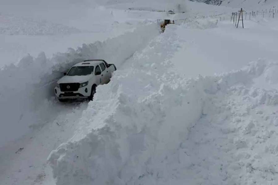 El Gobierno de Catamarca asiste a turistas varados  en la Cordillera